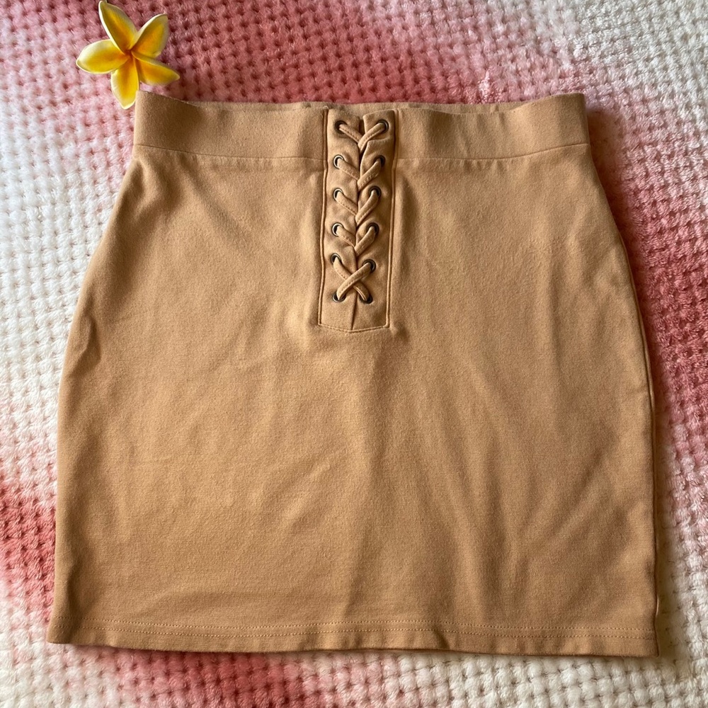 High waist skirt